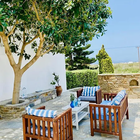 Villa 2 Naxos